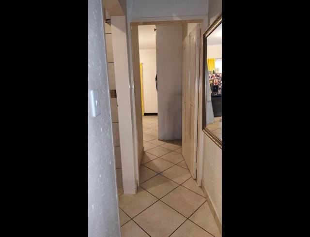 2 BEDROOM APARTMENT FOR SALE IN WATERVAL EAST